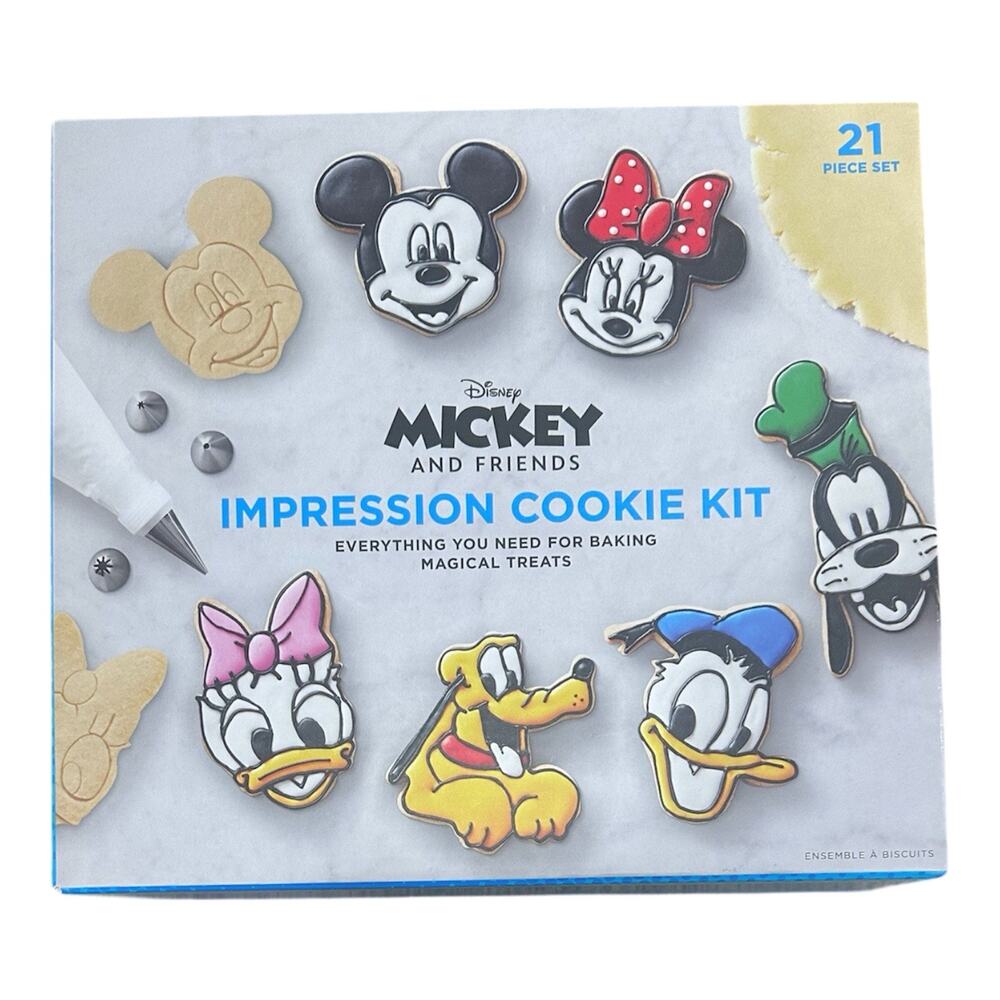 NEW William Sonoma Disney Mickey & Friends Impression Cookie Baking Kit 21 Pc